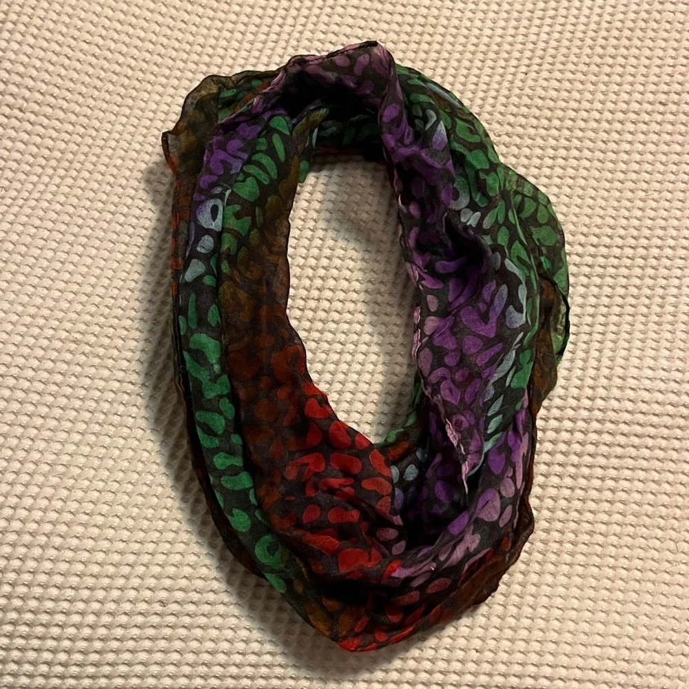 Colorful Patterned Scarf - Picture 1 of 2